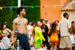 2H9A2662